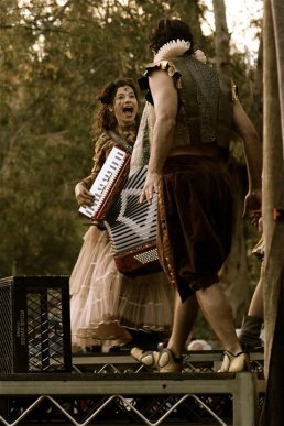 Accordian Indie Shakespeare